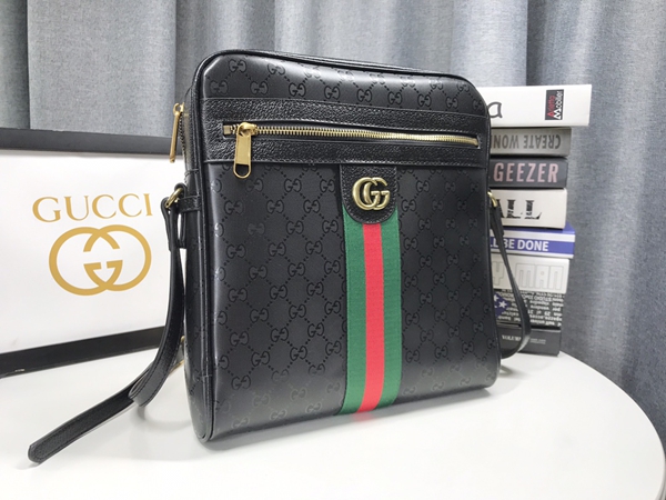 激安グッチバッグコピー背面デザイン
